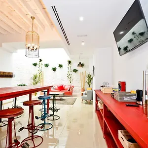 the-zentral-arenal-suites.es-andalucia.com/